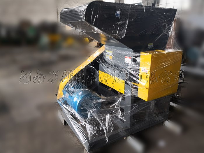 塑料粉碎機(jī)