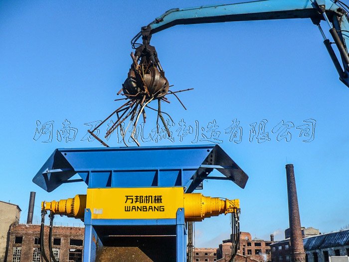 廢鋼撕碎機(jī)